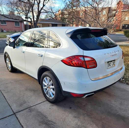 2013 Porsche Cayenne - Sport Utility 4D