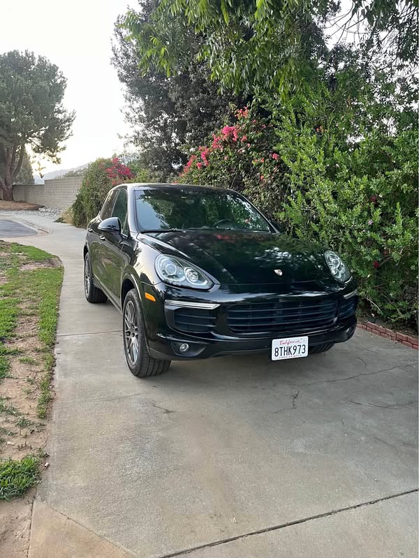 2017 Porsche Cayenne - Cayenne