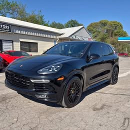 2017 Porsche Cayenne GTS