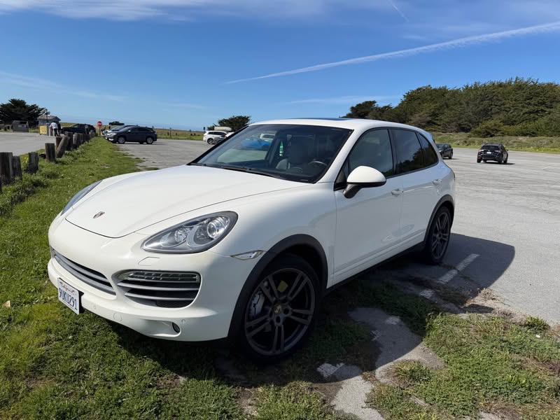 2012 Porsche Cayenne - Sport Utility 4D