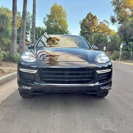 2016 Porsche Cayenne - Turbo Sport Utility 4D