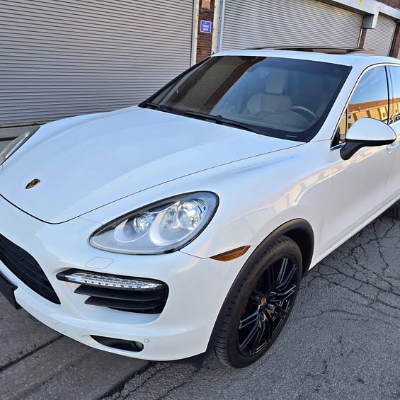 2013 Porsche Cayenne - Turbo Sport Utility 4D