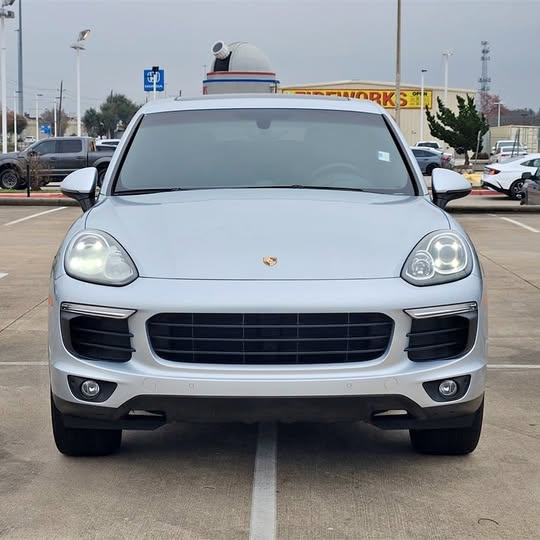 2016 Porsche Cayenne