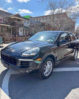 2017 Porsche Cayenne - Platinum Edition Sport Utility 4D