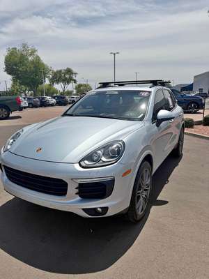 2017 Porsche Cayenne - Platinum Edition