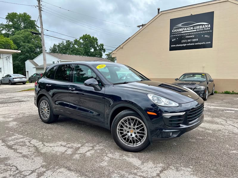 2016 Porsche Cayenne - Sport