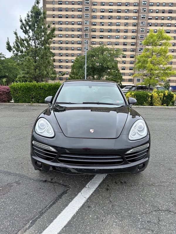 2014 Porsche Cayenne - Sport Utility 4D