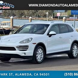 2014 Porsche Cayenne AWD CLEAN CARFAX w\/ FREE WARRANTY + FINANCING