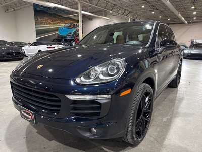 2016 Porsche Cayenne Cayenne Premium pkg $73K MSRP