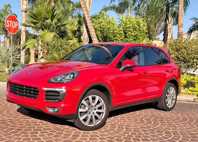 2016 Porsche Cayenne - No turbo