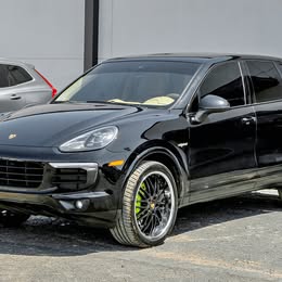 2017 Porsche Cayenne E-Hybrid S E-Hybrid Platinum Edition AWD