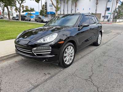 2014 Porsche Cayenne - Platinum Edition Sport Utility 4D