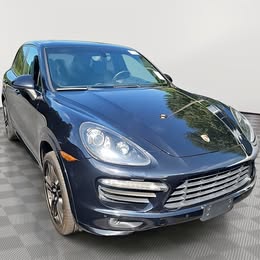 2013 Porsche Cayenne GTS