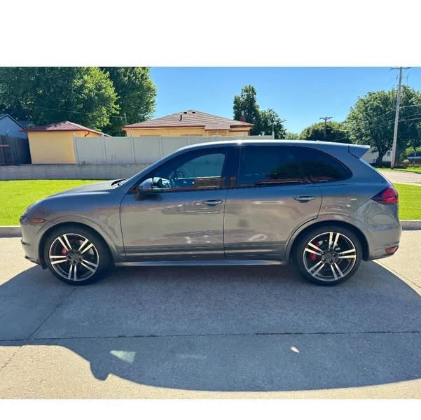 2013 Porsche Cayenne - GTS 4.5 L V8 Engine