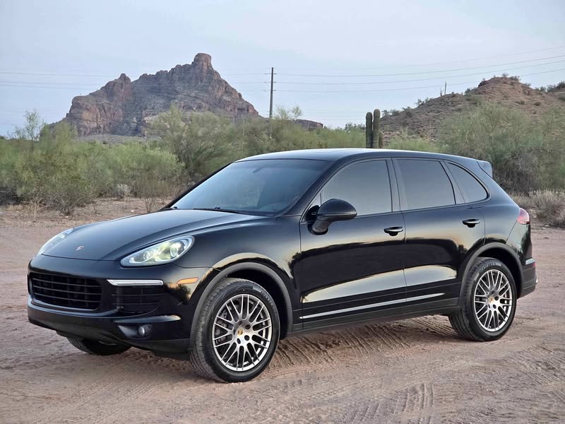 2016 Porsche Cayenne - Sport Utility 4D