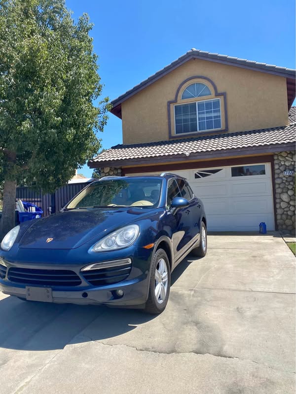 2012 Porsche Cayenne - S Sport Utility 4D