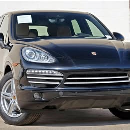 2014 Porsche Cayenne Platinum Edition