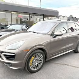 2014 Porsche Cayenne GTS Sport Utility 4D