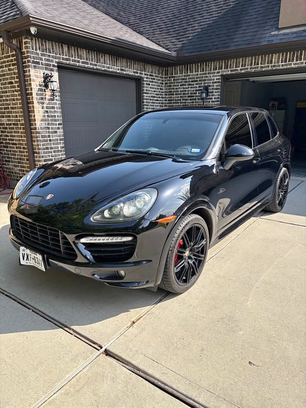 2013 Porsche Cayenne - GTS Sport Utility 4D