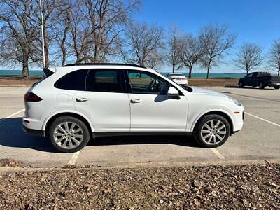 2017 Porsche Cayenne - Cayenne