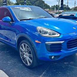 2017 Porsche Cayenne Cayenne