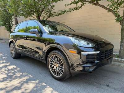 2017 Porsche Cayenne Platinum