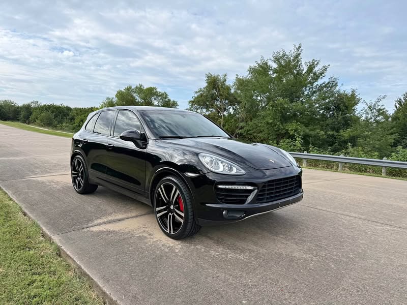 2013 Porsche Cayenne - Turbo Sport Utility 4D
