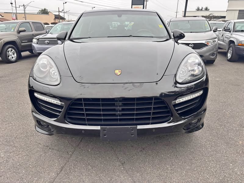 2013 Porsche Cayenne - GTS Sport Utility 4D