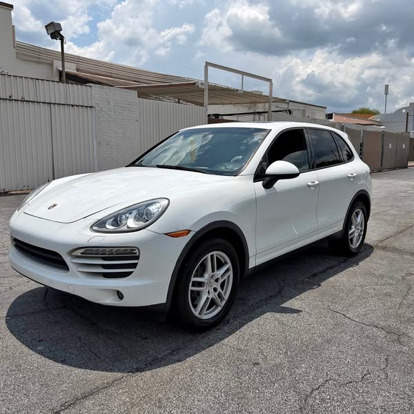 2014 Porsche Cayenne - S Platinum Edition Sport Utility 4D