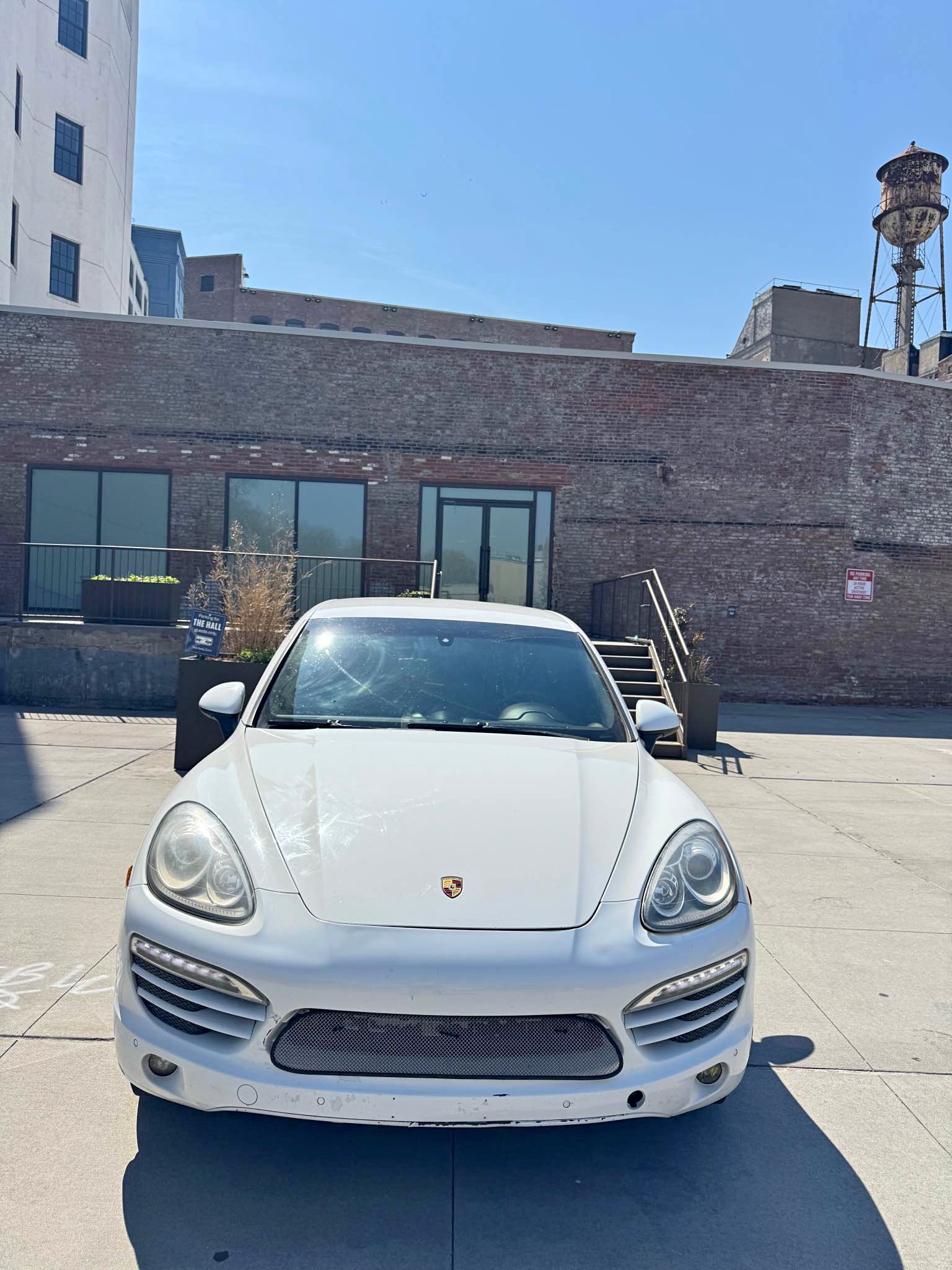 2013 Porsche Cayenne - Platinum Edition Sport Utility 4D