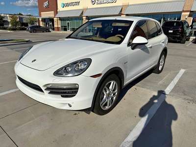 2014 Porsche Cayenne - E-Hybrid Sport Utility 4D