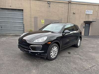 2014 Porsche Cayenne - Platinum Edition Sport Utility 4D