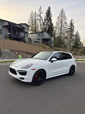 2014 Porsche Cayenne - GTS Sport Utility 4D