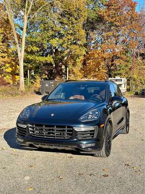 2016 Porsche Cayenne - GTS Sport Utility 4D