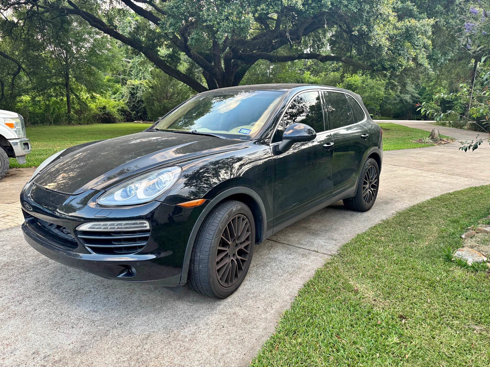 2013 Porsche Cayenne - Diesel Platinum Edition Sport Utility 4D