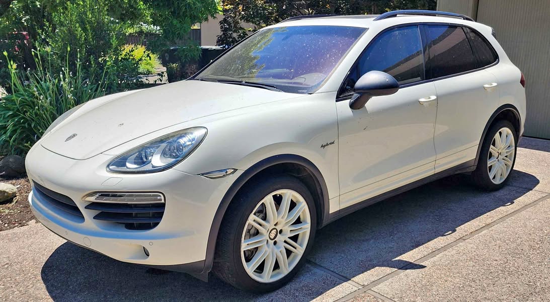 2011 Porsche Cayenne - S Hybrid Sport Utility 4D