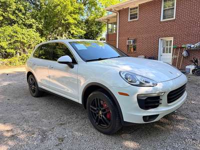 2016 Porsche Cayenne - Sport Utility 4D