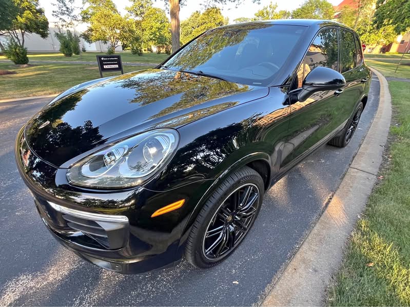 2016 Porsche Cayenne - Sport Utility 4D