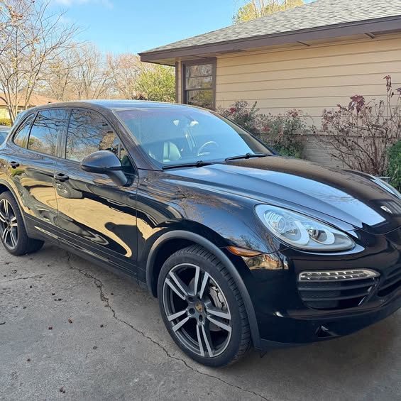 2014 Porsche Cayenne - S