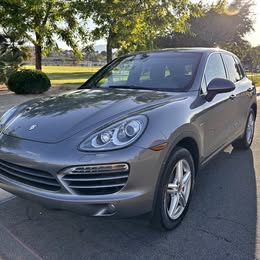 2011 Porsche Cayenne - S
