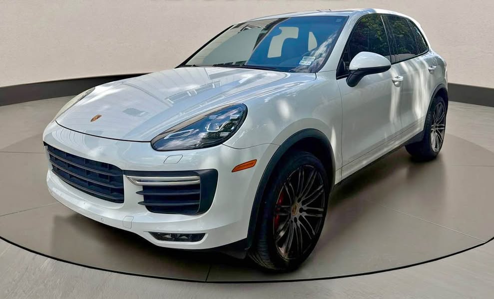 2015 Porsche Cayenne - Turbo Sport Utility 4D