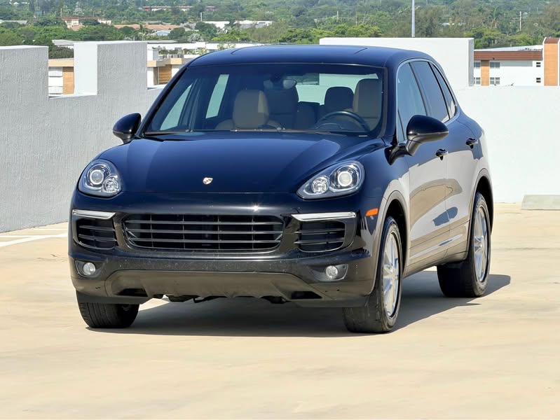 2016 Porsche Cayenne - Sport Utility 4D