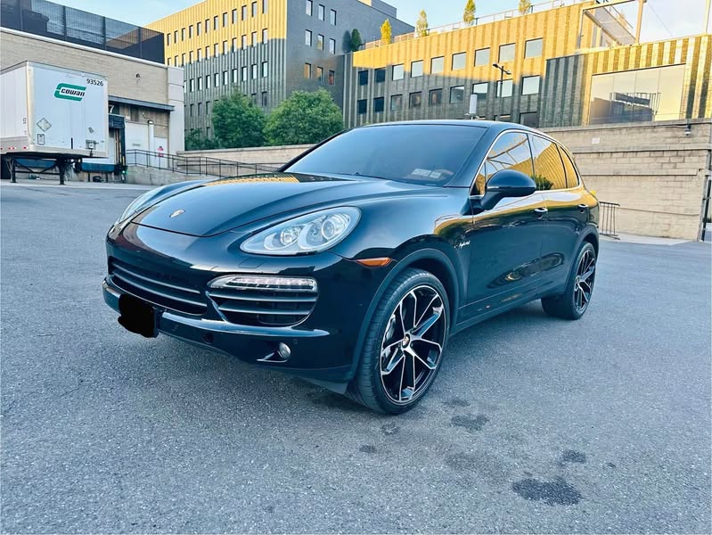 2012 Porsche Cayenne - S Hybrid Sport Utility 4D