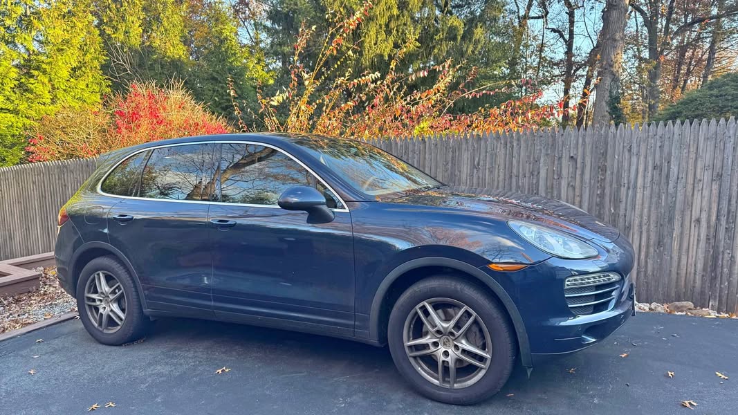 2011 Porsche Cayenne - Sport Utility 4D