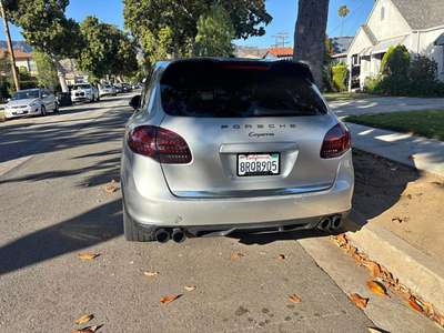 2012 Porsche Cayenne - Leather