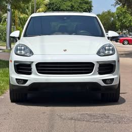 2018 Porsche Cayenne Platinum Edition Sport