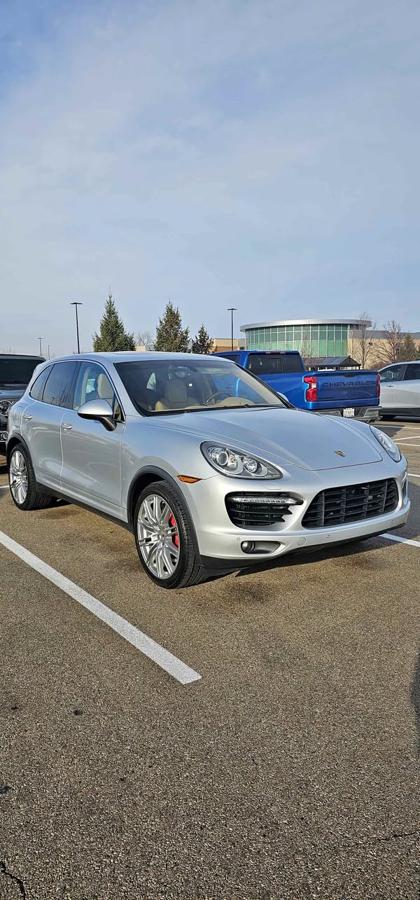 2012 Porsche Cayenne - Turbo Sport Utility 4D