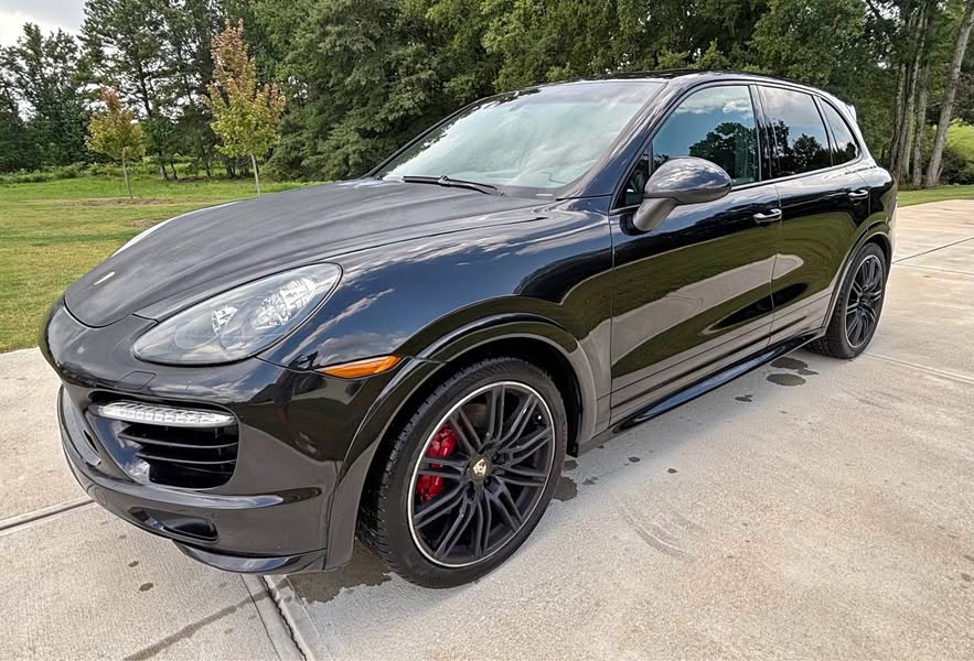 2013 Porsche Cayenne - GTS Sport Utility 4D