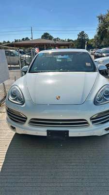 2014 Porsche Porsche Cayenne Coupe - Platinum Edition Sport Utility 4D