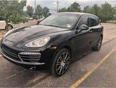 2014 Porsche Cayenne - Platinum Edition Sport Utility 4D